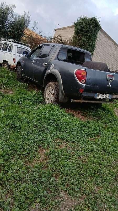 Usata Mitsubishi L200 Intense 136 CV (100 kW) 2006 Pick-up