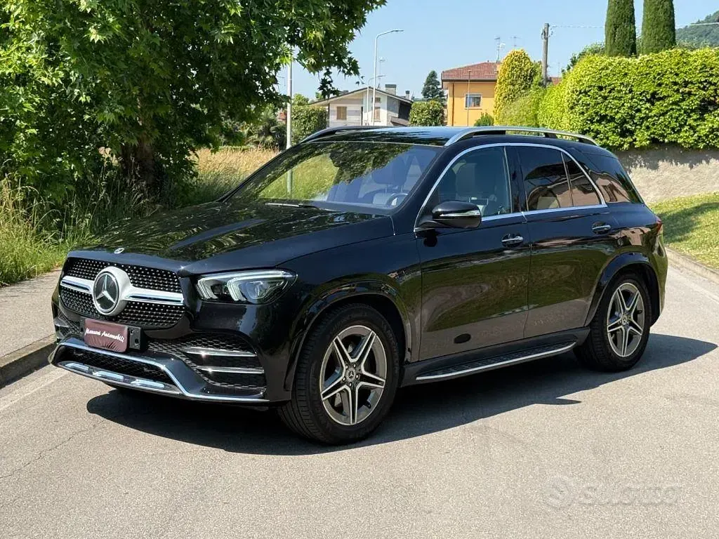Usata Mercedes GLE400 Premium Plus 330 CV (242 kW) 2022 Nero SUV