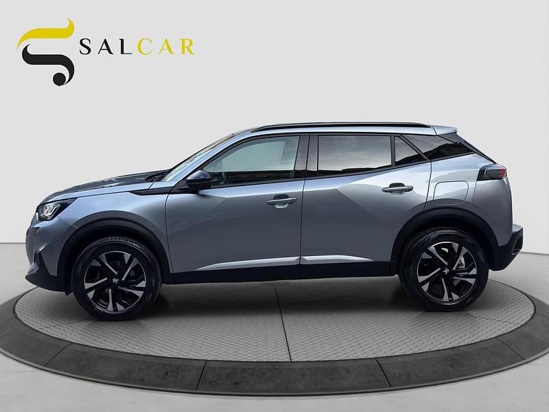 Usata Peugeot 2008 Allure 102 CV (75 kW) 2023 Argento SUV