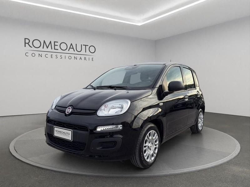 Usata Fiat Panda 69 CV (50 kW) 2025 Nero metallizzato Berlina