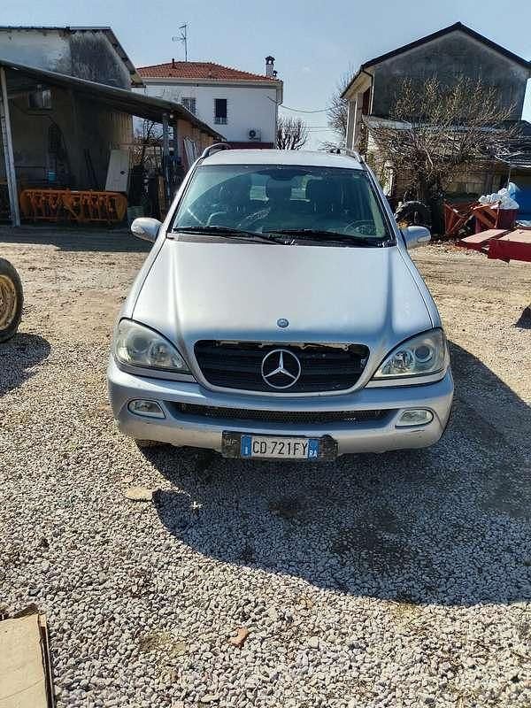 Usata Mercedes ML270 163 CV (119 kW) 2002 SUV