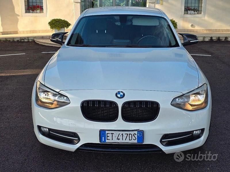 Usata BMW 118 Sport Line 140 CV (102 kW) 2013 Bianco Utilitaria