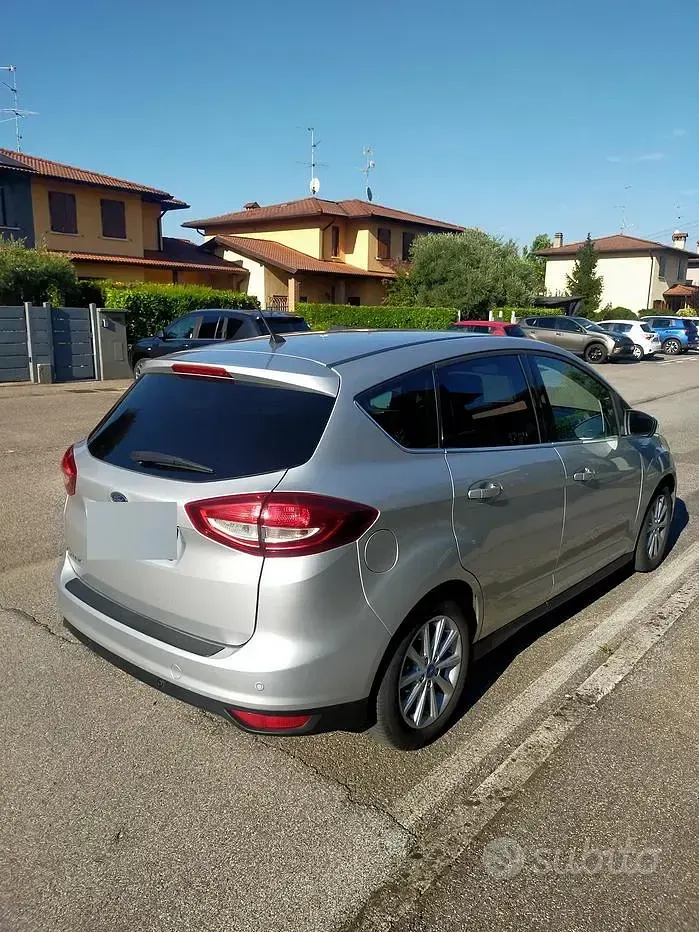 Usata Ford C-MAX Titanium 120 CV (88 kW) 2016 Grigio Monovolume