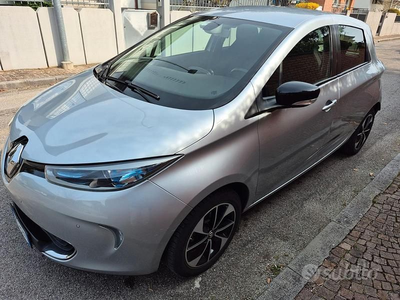 Usata Renault Zoe Intens 79 kW (108 CV) 2019 Utilitaria