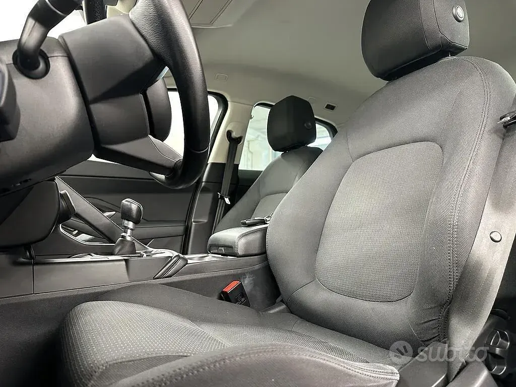 Usata Jaguar E-Pace 150 CV (110 kW) 2018 Grigio SUV
