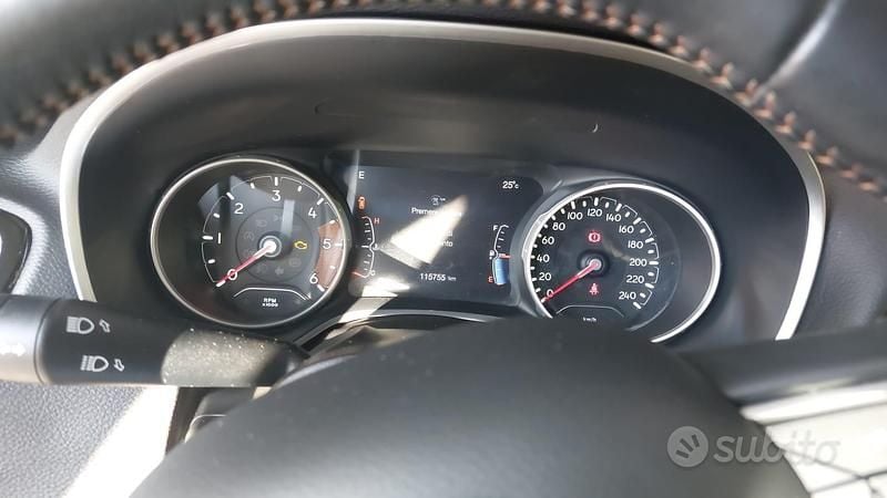 Usata Jeep Compass 120 CV (88 kW) 2018 Bianco SUV