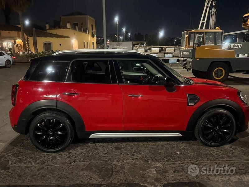 Usata Mini Countryman 150 CV (110 kW) 2017 Rosso SUV