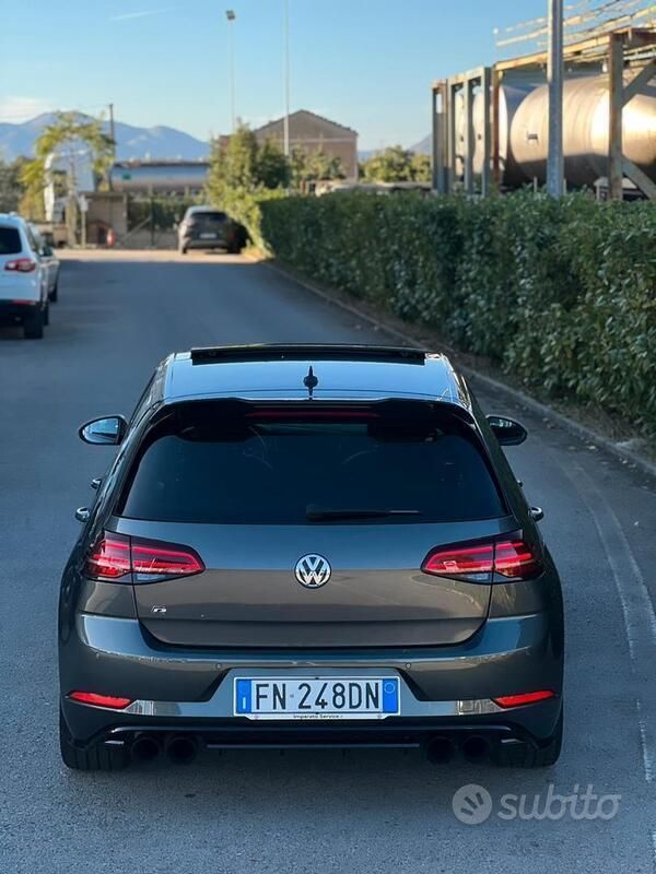 Usata VW Golf VII R 310 CV (228 kW) 2018 Grigio Utilitaria