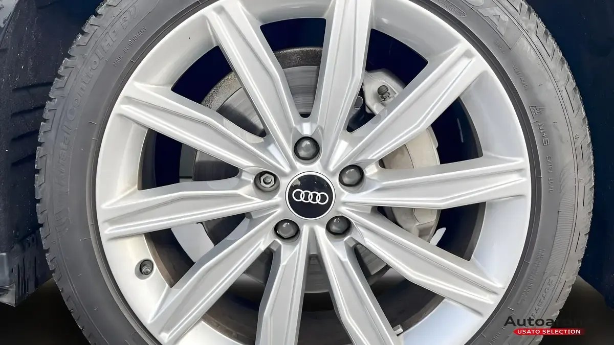 Usata Audi A6 Business 204 CV (150 kW) 2021 Nero mythos metallizzato Station wagon