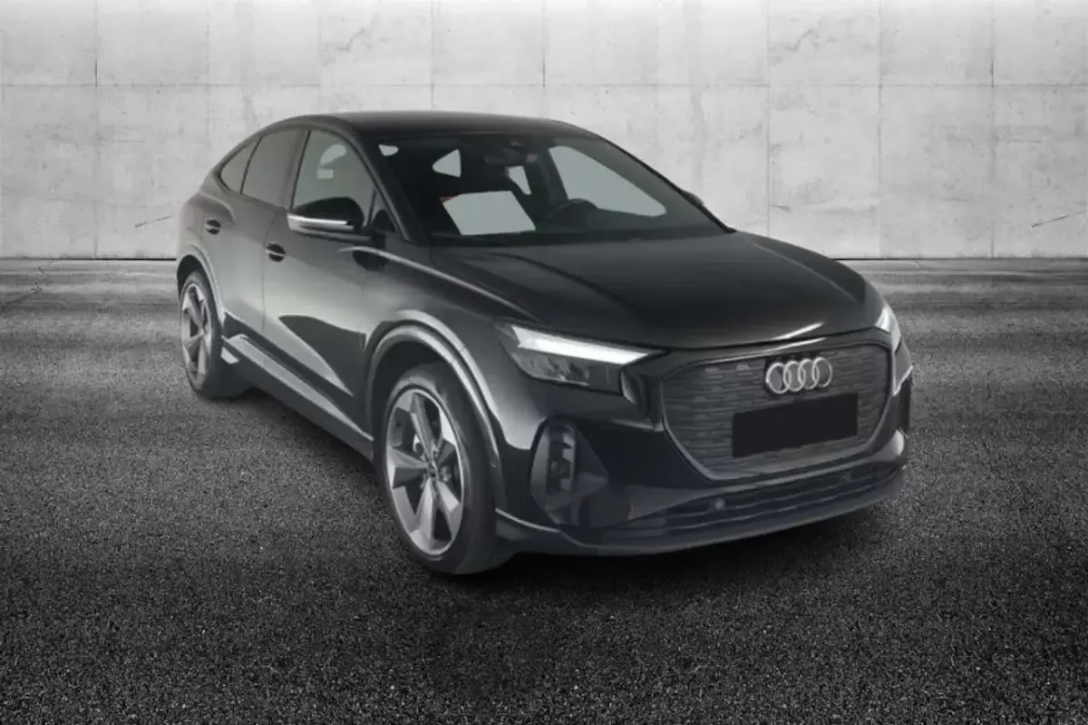 Usata Audi Q4 e-tron 69 kW (95 CV) 2023 Nero SUV