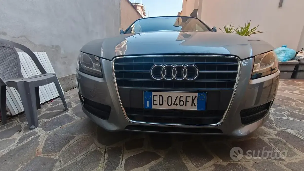 Usata Audi A5 Cabriolet 190 CV (139 kW) 2010 Grigio Cabrio
