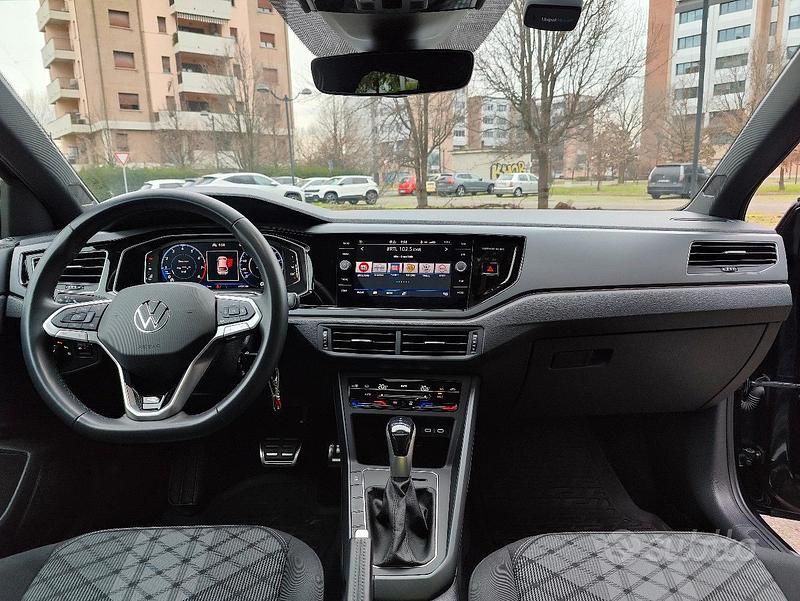 Usata VW Taigo R-line 150 CV (110 kW) 2023 Nero SUV