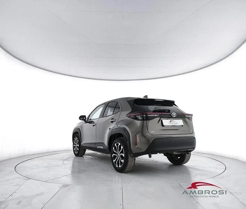 Usata Toyota Yaris Cross Active 92 CV (67 kW) 2022 Verde SUV