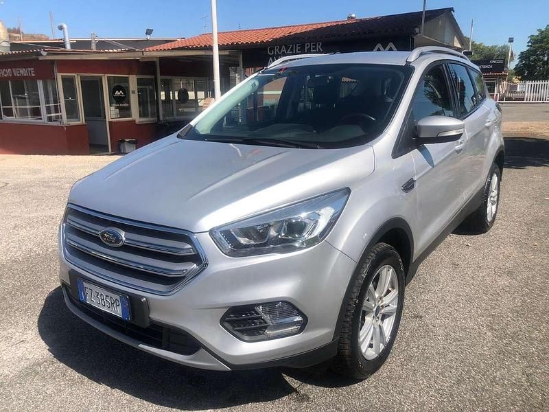 Usata Ford Kuga Titanium 150 CV (110 kW) 2019 Argento SUV