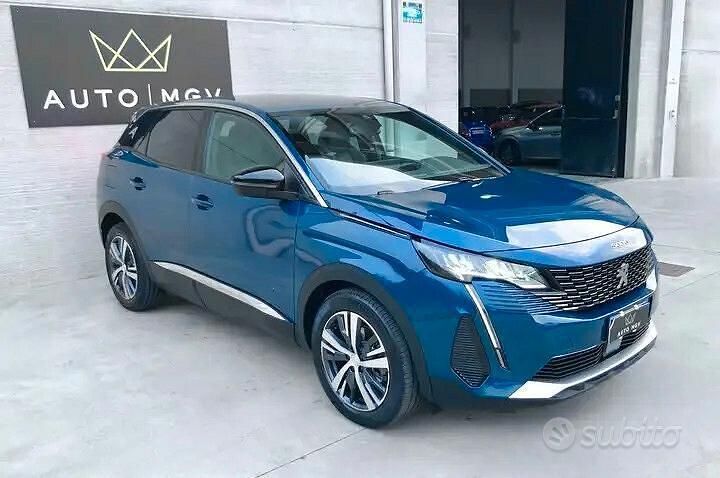 Usata Peugeot 3008 Allure 130 CV (95 kW) 2023 Blu SUV