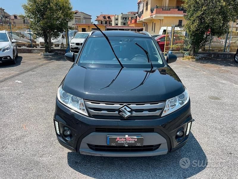 Usata Suzuki Vitara 120 CV (88 kW) 2017 Nero Berlina