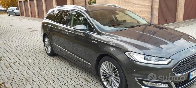 Grigio Usata 2017 Ford Mondeo Vignale Station wagon | 10.000 € (Super prezzo) - Immagine 1/4