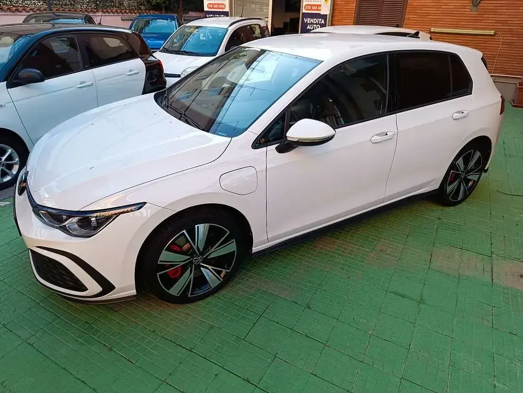 Occasion VW Golf VIII GTE 150 ch (110 kW) 2022 Berline