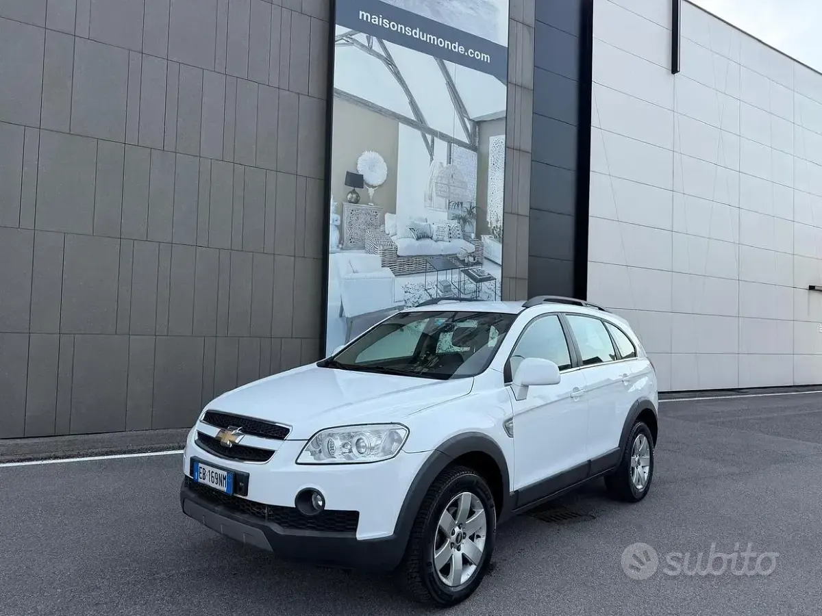 Usata Chevrolet Captiva 127 CV (93 kW) 2010 Bianco SUV