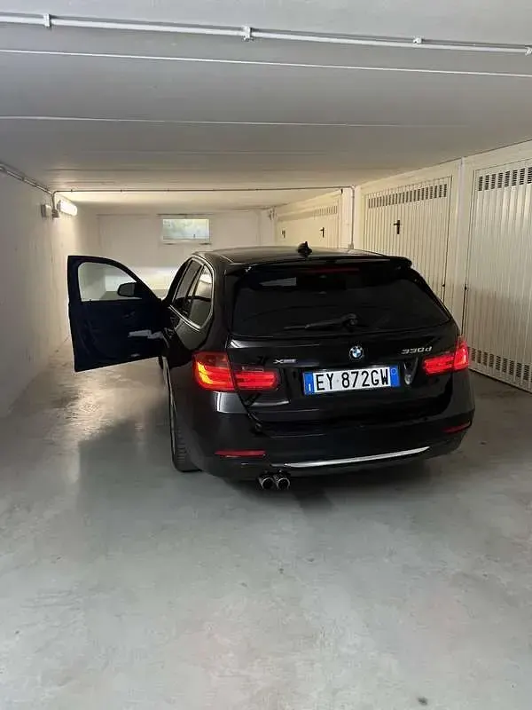 Usata BMW 330 Luxury Line 258 CV (189 kW) 2015 Station wagon