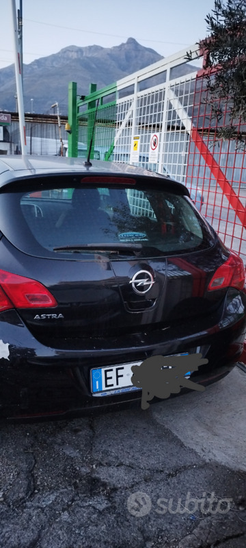 Usato 2011 Opel Astra 1.4 LPG_Hybrid 140 CV (3.500 €)
