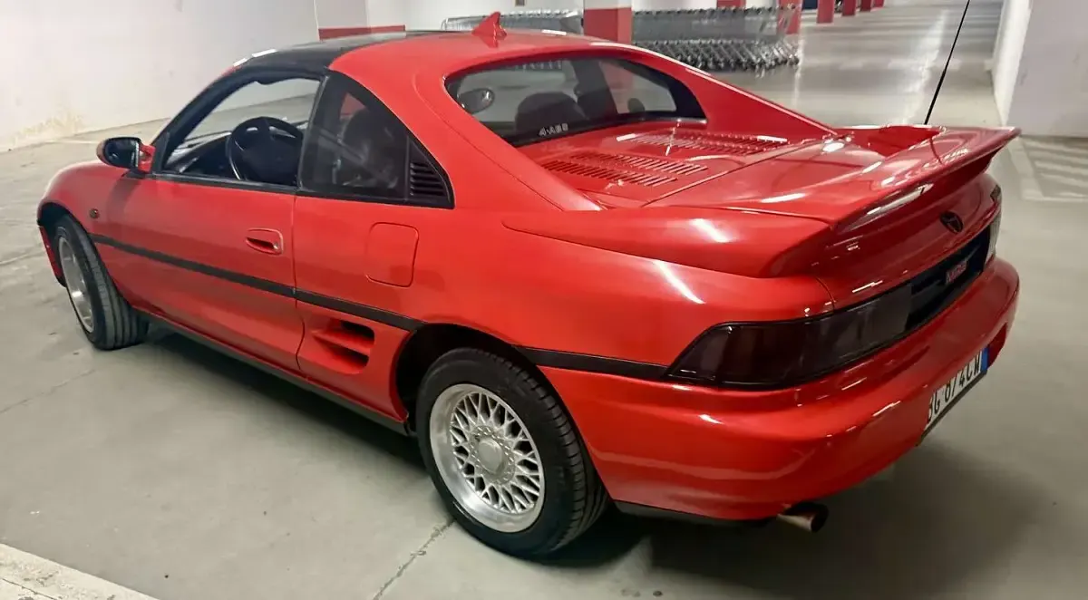 Usata Toyota MR2 238 CV (175 kW) 1991 Rosso Cabrio