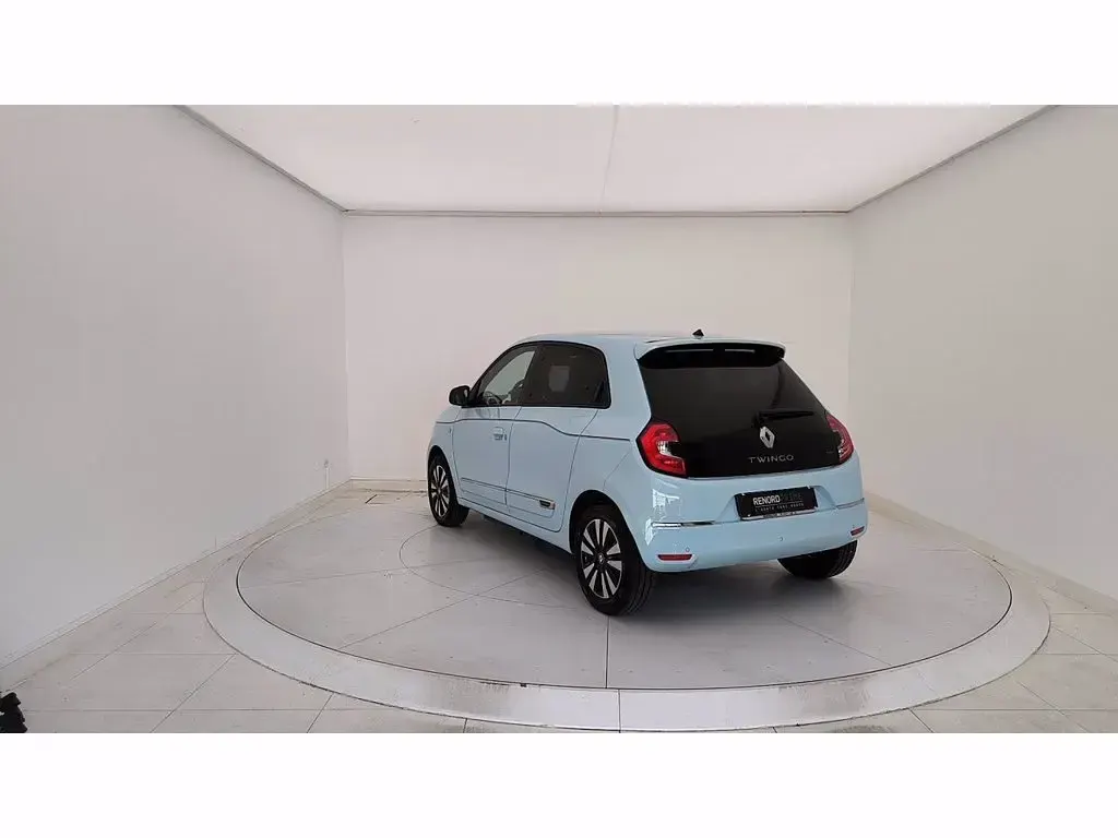 Usata Renault Twingo Techno 60 kW (82 CV) 2023 Azzurro Utilitaria