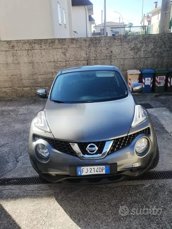 Usata Nissan Juke 110 CV (80 kW) 2017 Grigio SUV