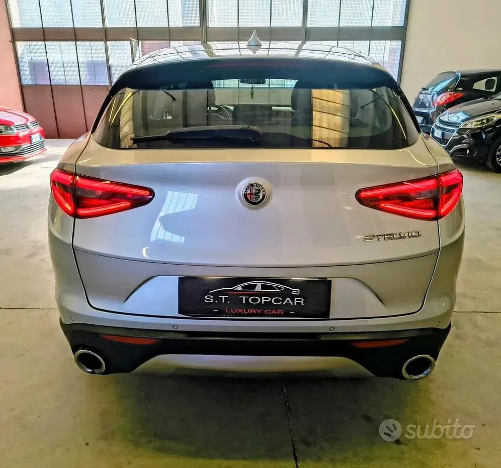Usata Alfa Romeo Stelvio 160 CV (117 kW) 2019 Grigio SUV
