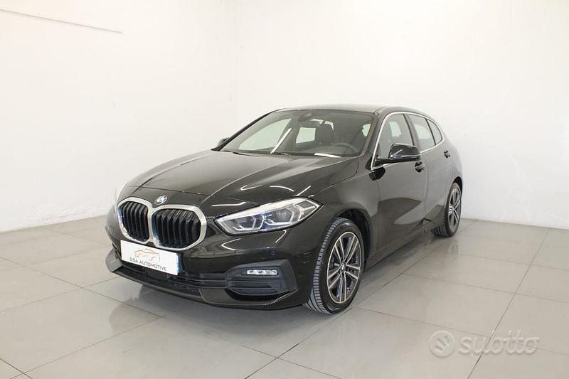 Usata BMW 116 Sport Line 122 CV (89 kW) 2021 Arancione Utilitaria