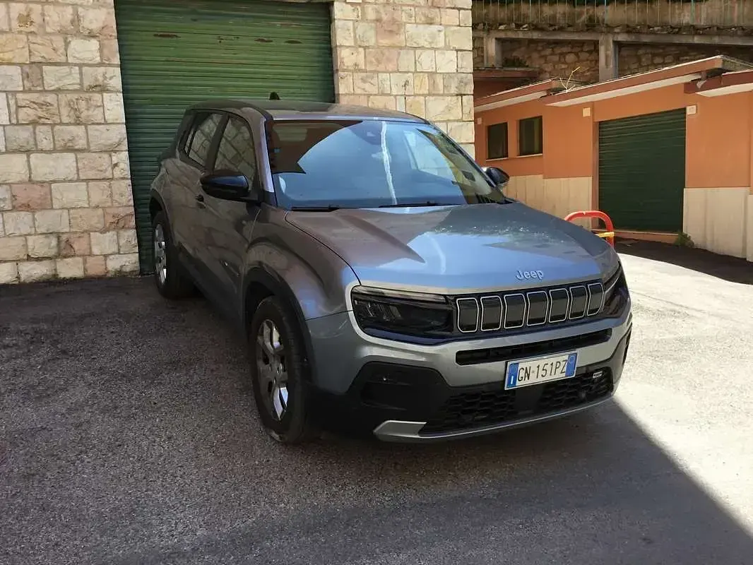Usata Jeep Avenger Altitude 101 CV (74 kW) 2023 Grigio SUV