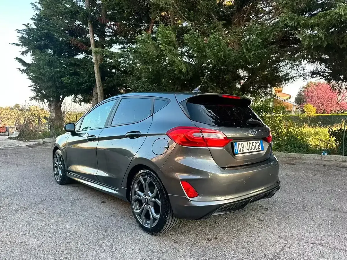 Usata Ford Fiesta ST-Line 86 CV (63 kW) 2020 Utilitaria