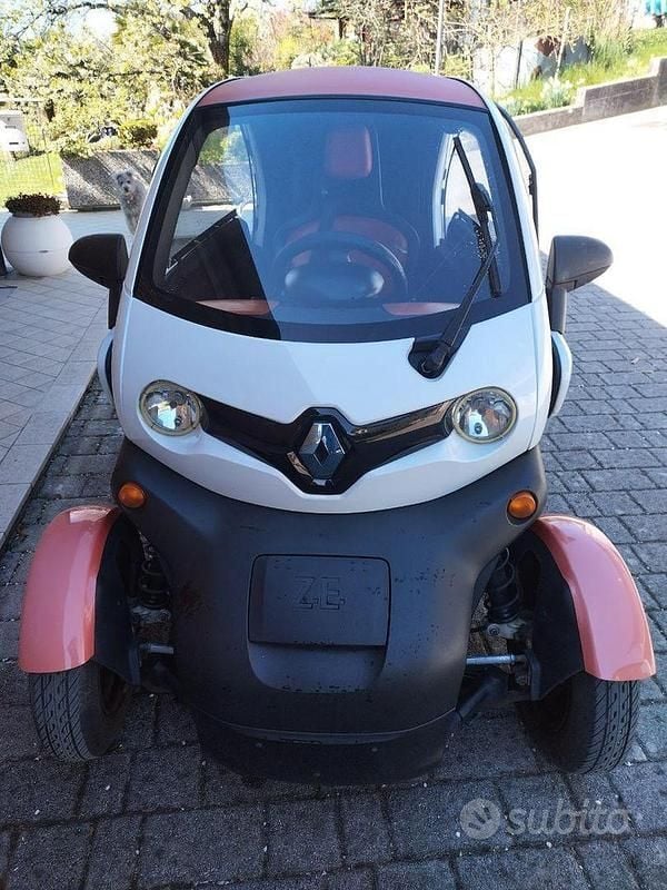 Usata Renault Twizy 12 kW (17 CV) 2012 Bianco Utilitaria