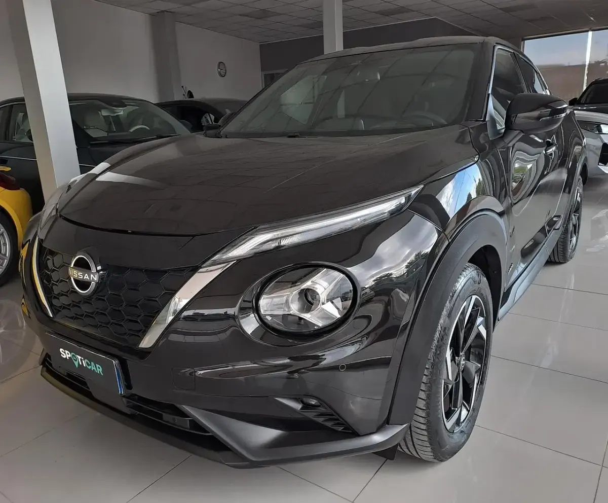 Occasion Nissan Juke N-Connecta 94 PK (69 kW) 2023 Zwart SUV