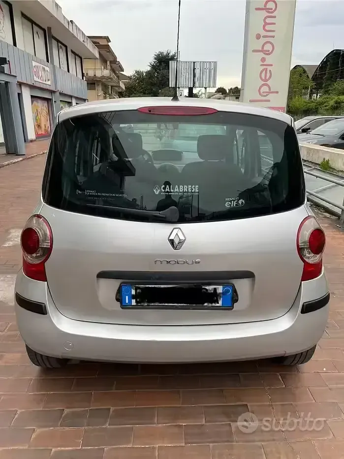 Usata Renault Modus 85 CV (62 kW) 2007 Grigio Monovolume