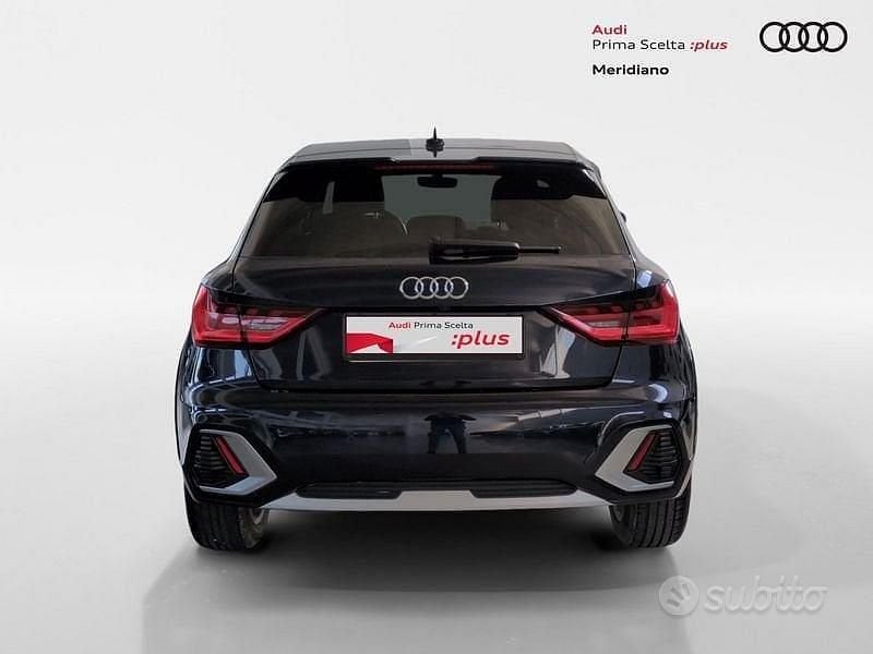 Usata Audi A1 Admired 95 CV (69 kW) 2022 Blu firmamento metallizzato SUV