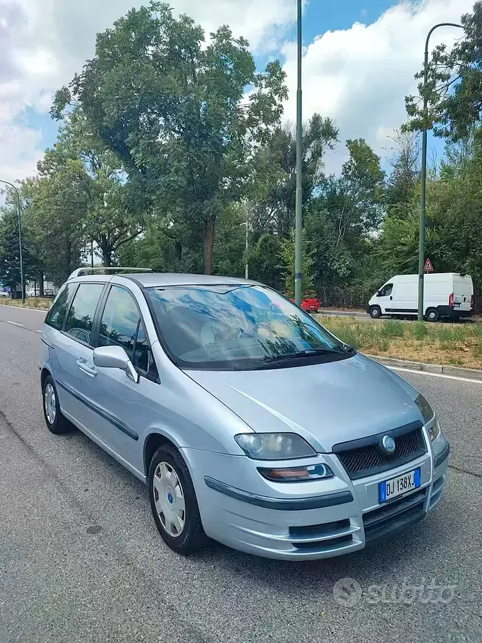 Usata Fiat Ulysse Emotion 120 CV (88 kW) 2007 Grigio Monovolume