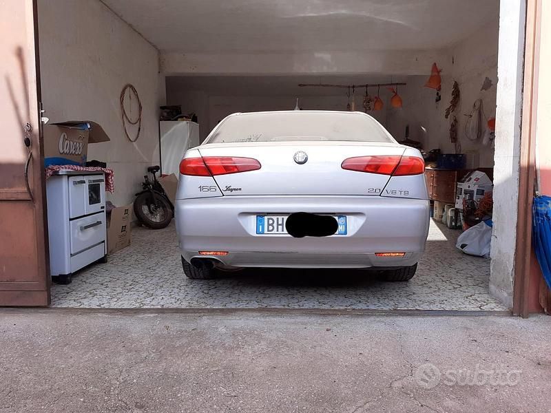 Usata Alfa Romeo 166 2000 Grigio Berlina