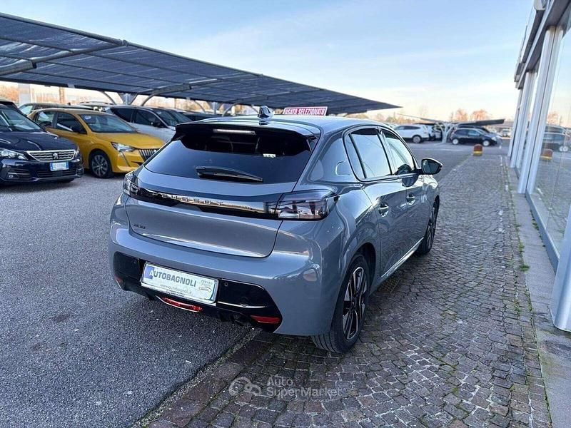 Usata Peugeot 208 Allure 101 CV (74 kW) 2025 Grigio Utilitaria