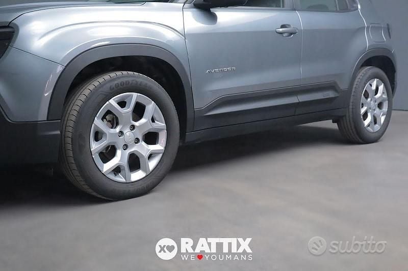 Nuova Jeep Avenger Altitude 100 CV (73 kW) 2025 Grigio SUV
