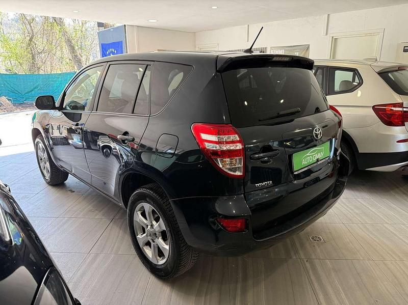 Usata Toyota RAV4 150 CV (110 kW) 2011 Nero SUV