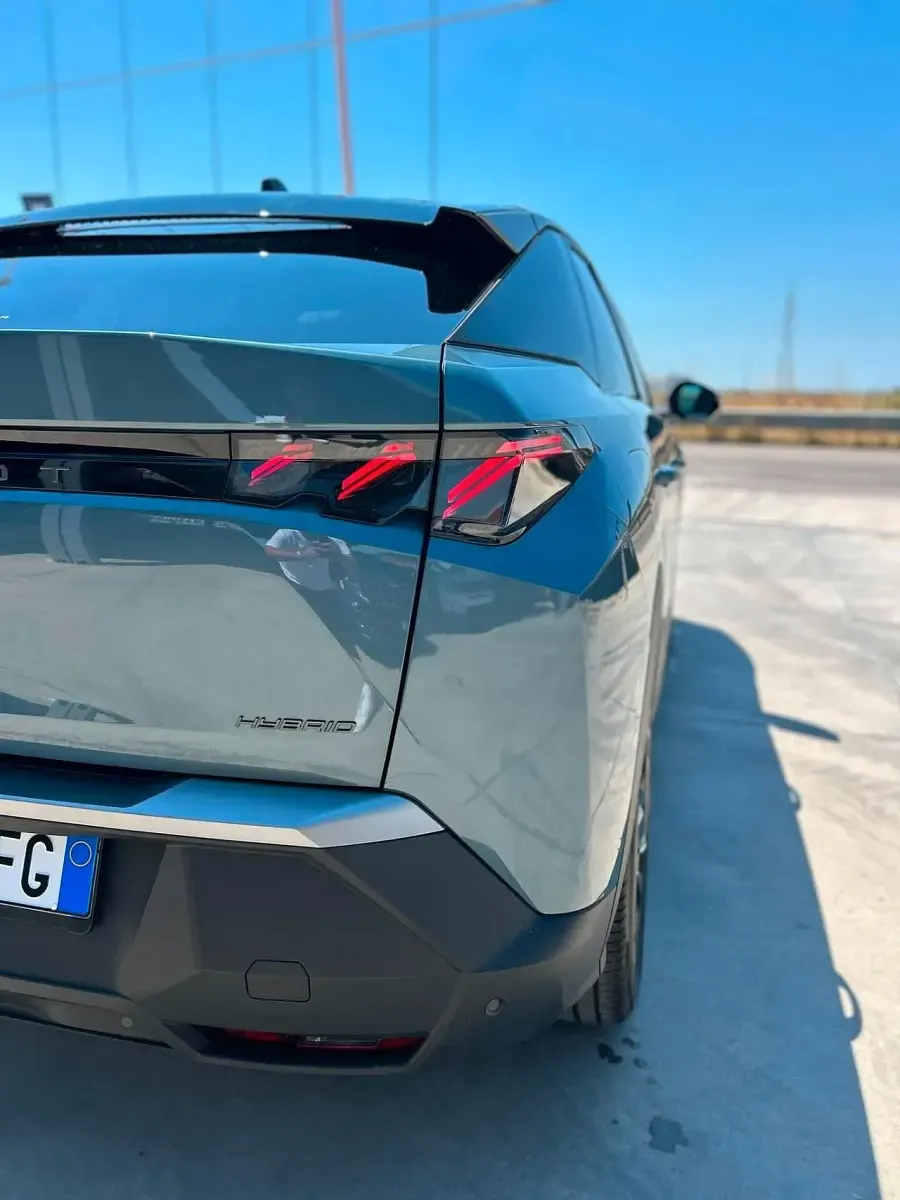 Usata Peugeot 3008 GT 135 CV (99 kW) 2025 Blu SUV