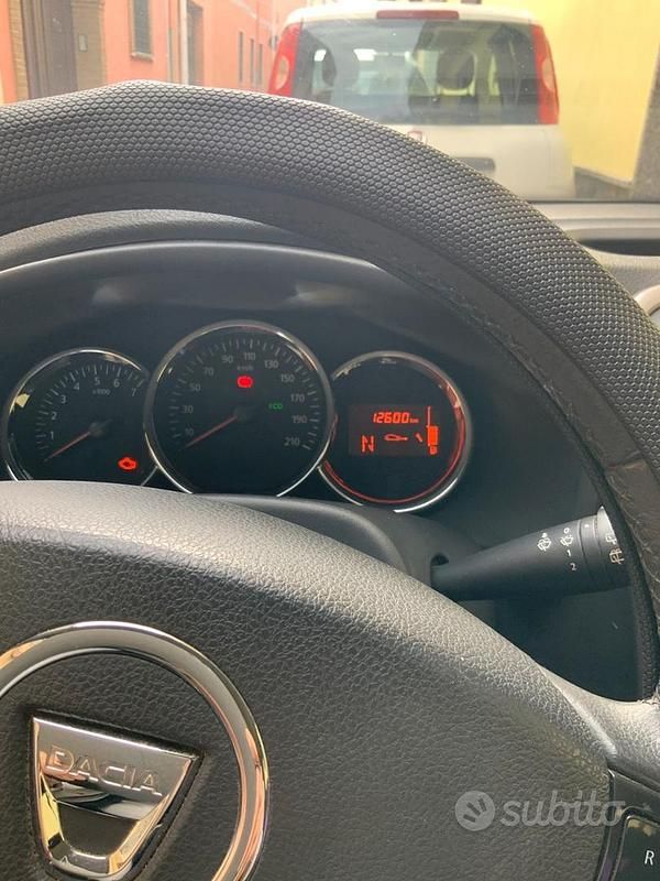 Usata Dacia Sandero 2017 Grigio Berlina