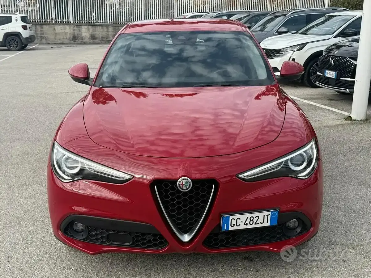 Usata Alfa Romeo Stelvio 190 CV (139 kW) 2020 Rosso SUV