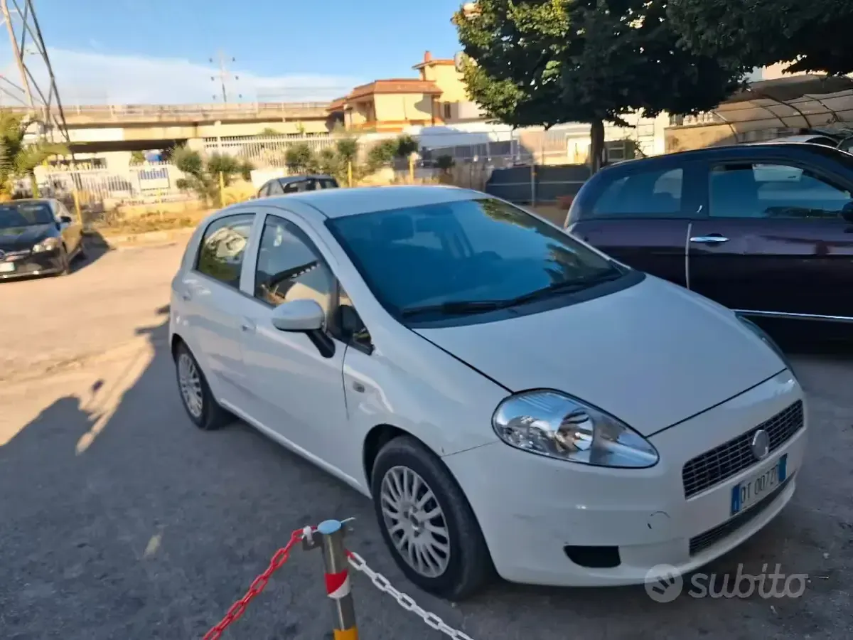 Usata Fiat Grande Punto 75 CV (55 kW) 2008 Utilitaria