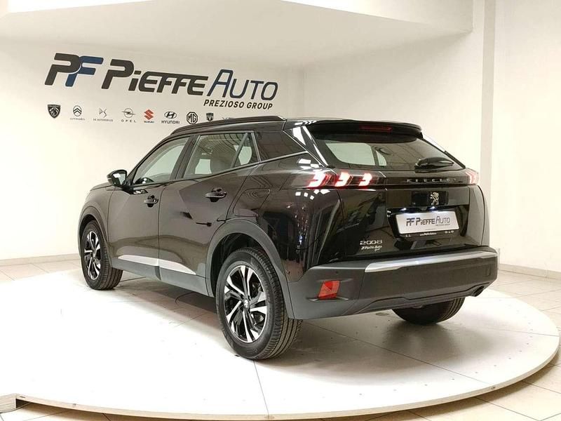 Usata Peugeot 2008 Allure 101 CV (74 kW) 2020 Nero SUV