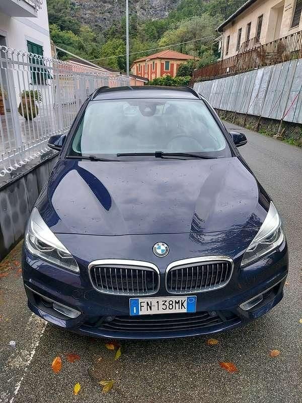 Blu/azzurro Usata 2018 BMW 218 Gran Tourer Luxury Line Monovolume | 13.500 € (Buon prezzo) - Immagine 1/4