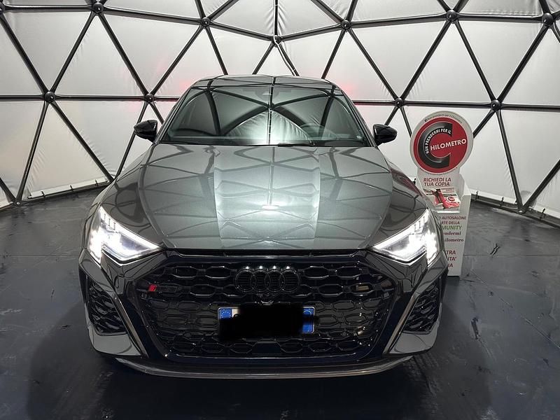 Grigio Usata 2022 Audi RS3 Berlina | 49.999 € (Super prezzo) - Immagine 1/4