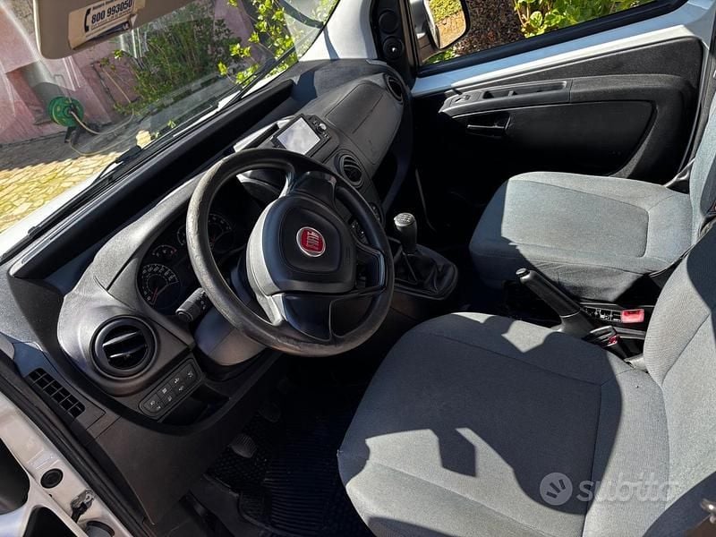 Usata Fiat Fiorino 80 CV (58 kW) 2016 Bianco Monovolume