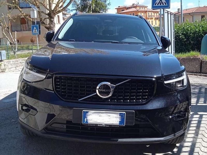 Usata Volvo XC40 Plus 163 CV (119 kW) 2025 Nero SUV